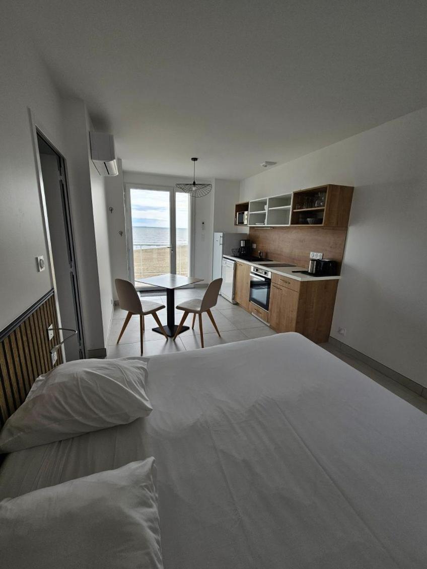 Hotel Les Dunes 라트슈수르메르 외부 사진